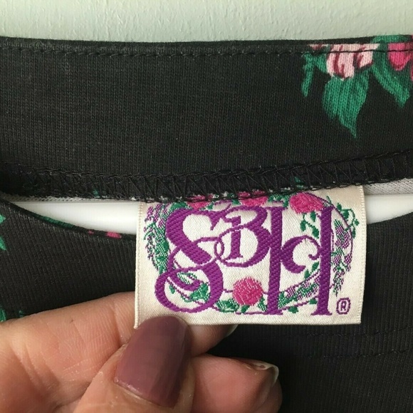 STORYBOOK HEIRLOOM Dress black pink flowers Modest - Picture 4 of 8